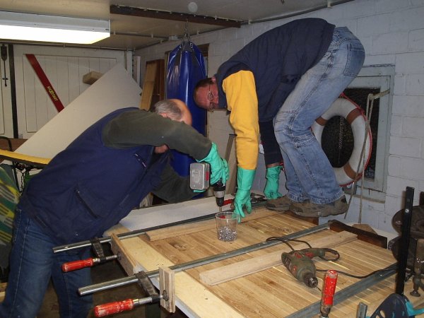 4. Nieuwe kuipluiken maken (1).jpg
